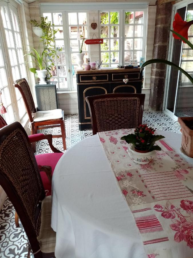Apartament Chambre D'Hotes Acces Separe Et Possibilite Table D'Hotes Sur Reservation Ver  Zewnętrze zdjęcie